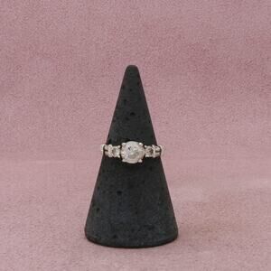 sterling silver round-cut cz engagement ring size 6